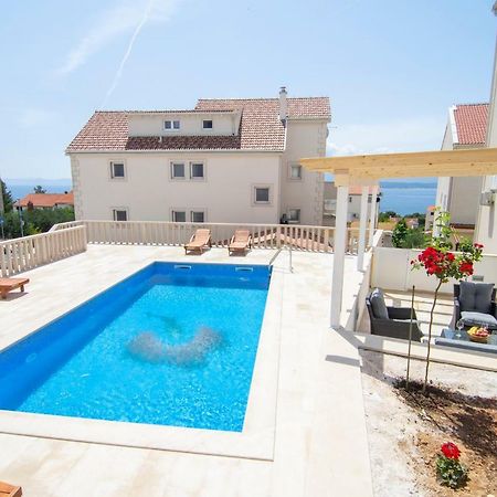 Apartments Sara 4 Bol Dış mekan fotoğraf