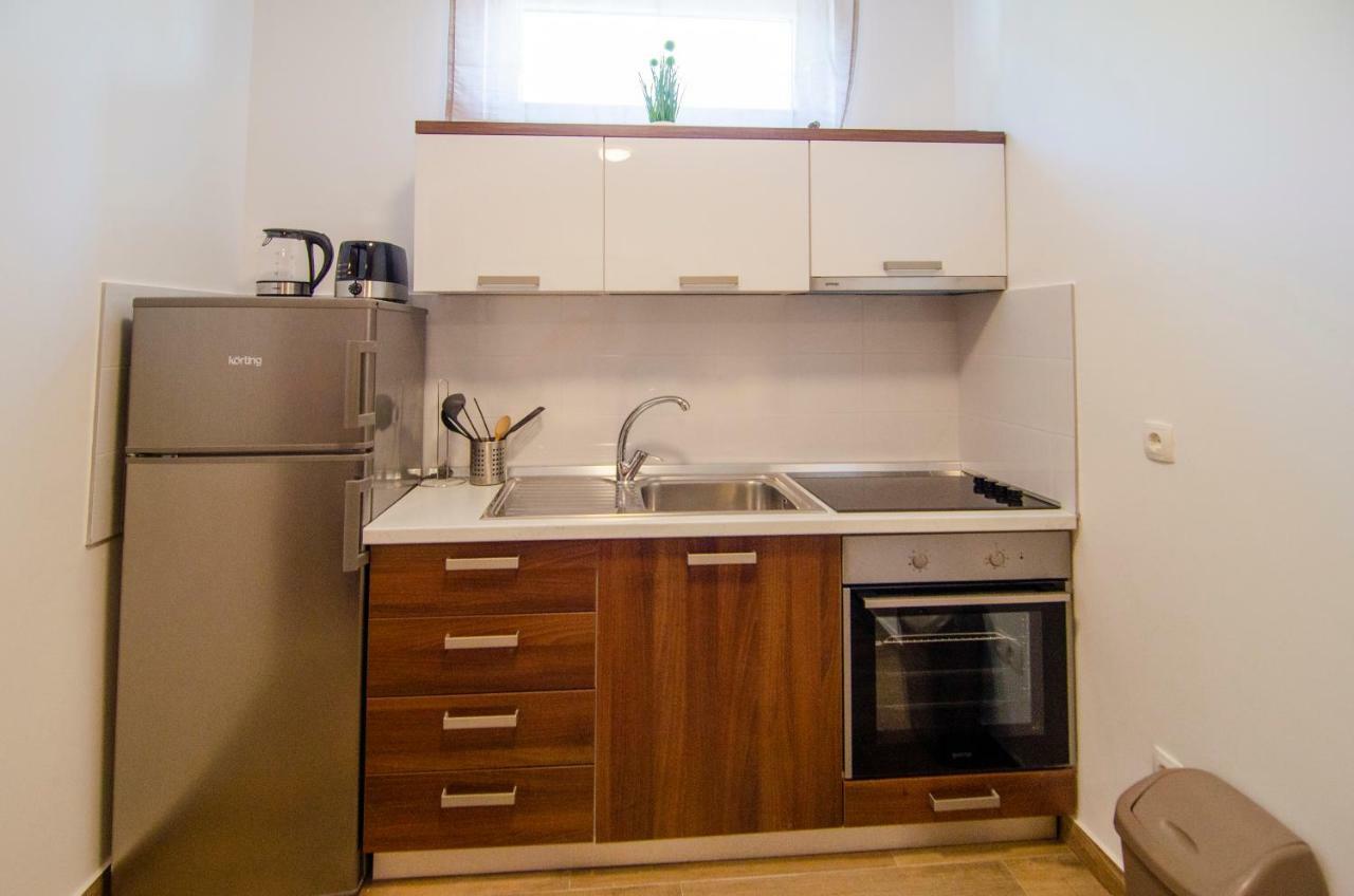Apartments Sara 4 Bol Dış mekan fotoğraf
