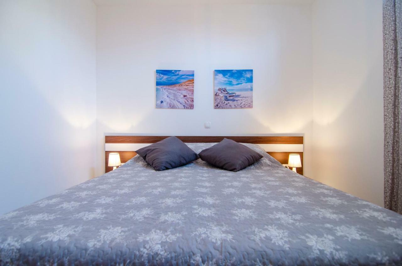 Apartments Sara 4 Bol Dış mekan fotoğraf