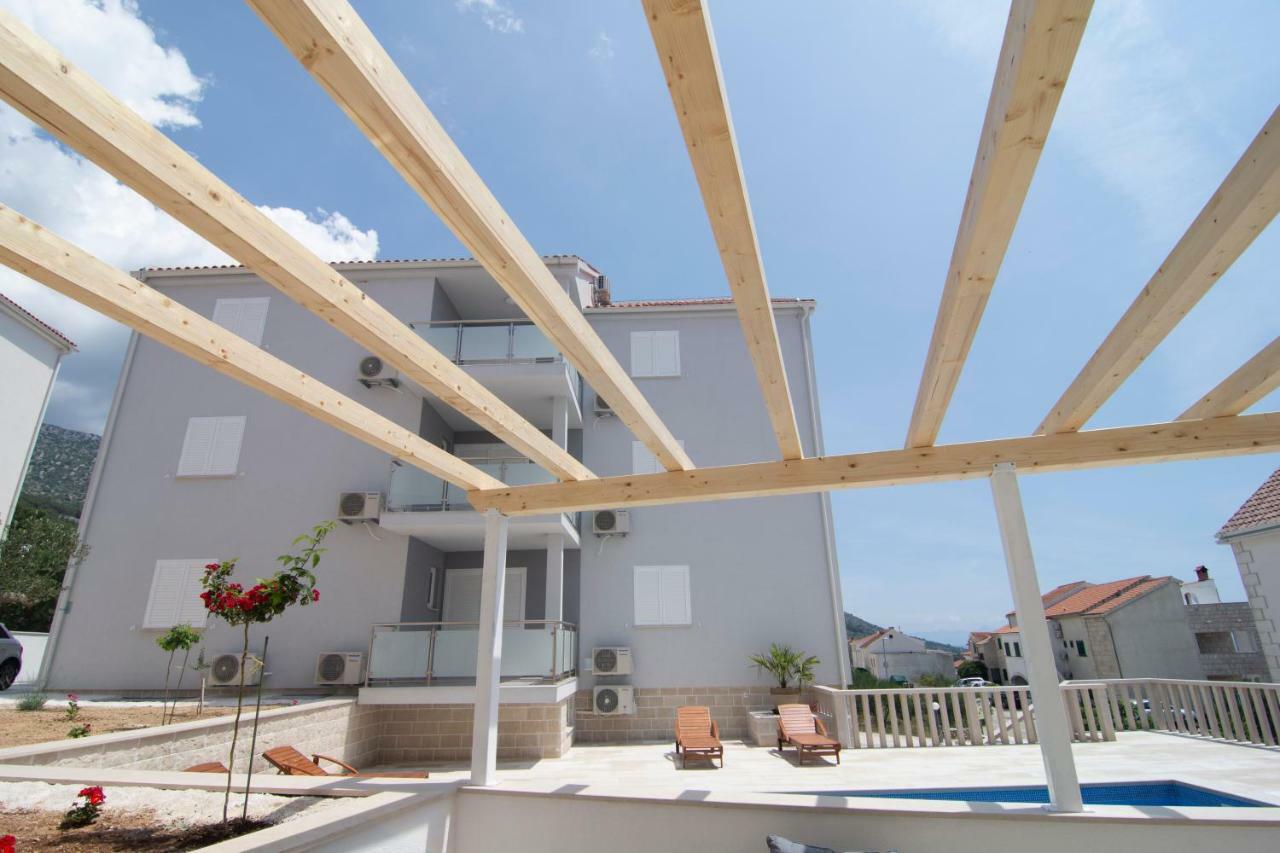 Apartments Sara 4 Bol Dış mekan fotoğraf