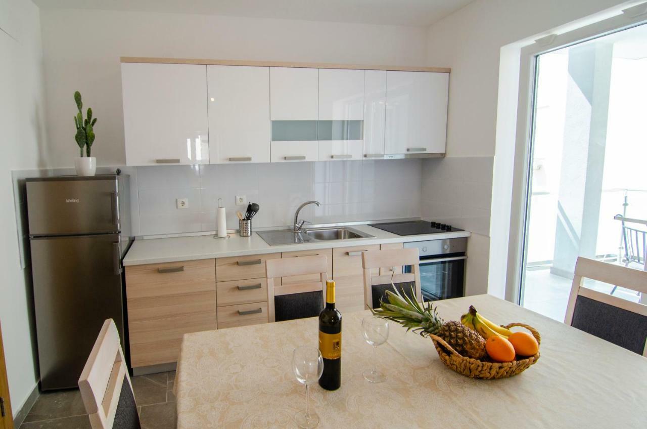 Apartments Sara 4 Bol Dış mekan fotoğraf