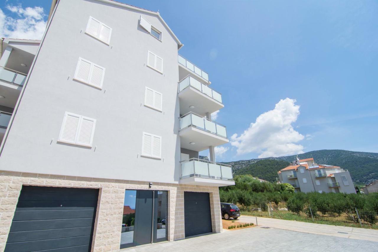 Apartments Sara 4 Bol Dış mekan fotoğraf