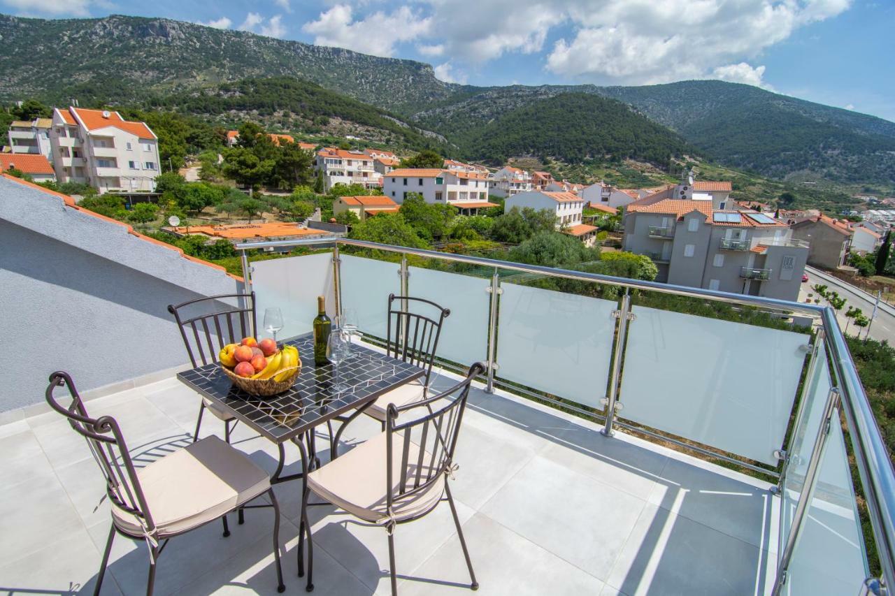 Apartments Sara 4 Bol Dış mekan fotoğraf